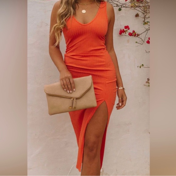 NWOT ORANGE Vici ribbed midi dress with slit - Picture 1 of 7